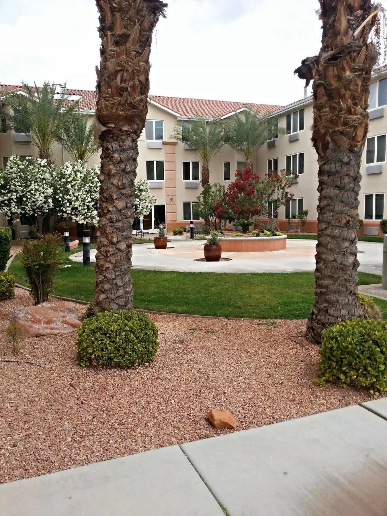 Mojave Edge Hotel Мъскийт Екстериор снимка