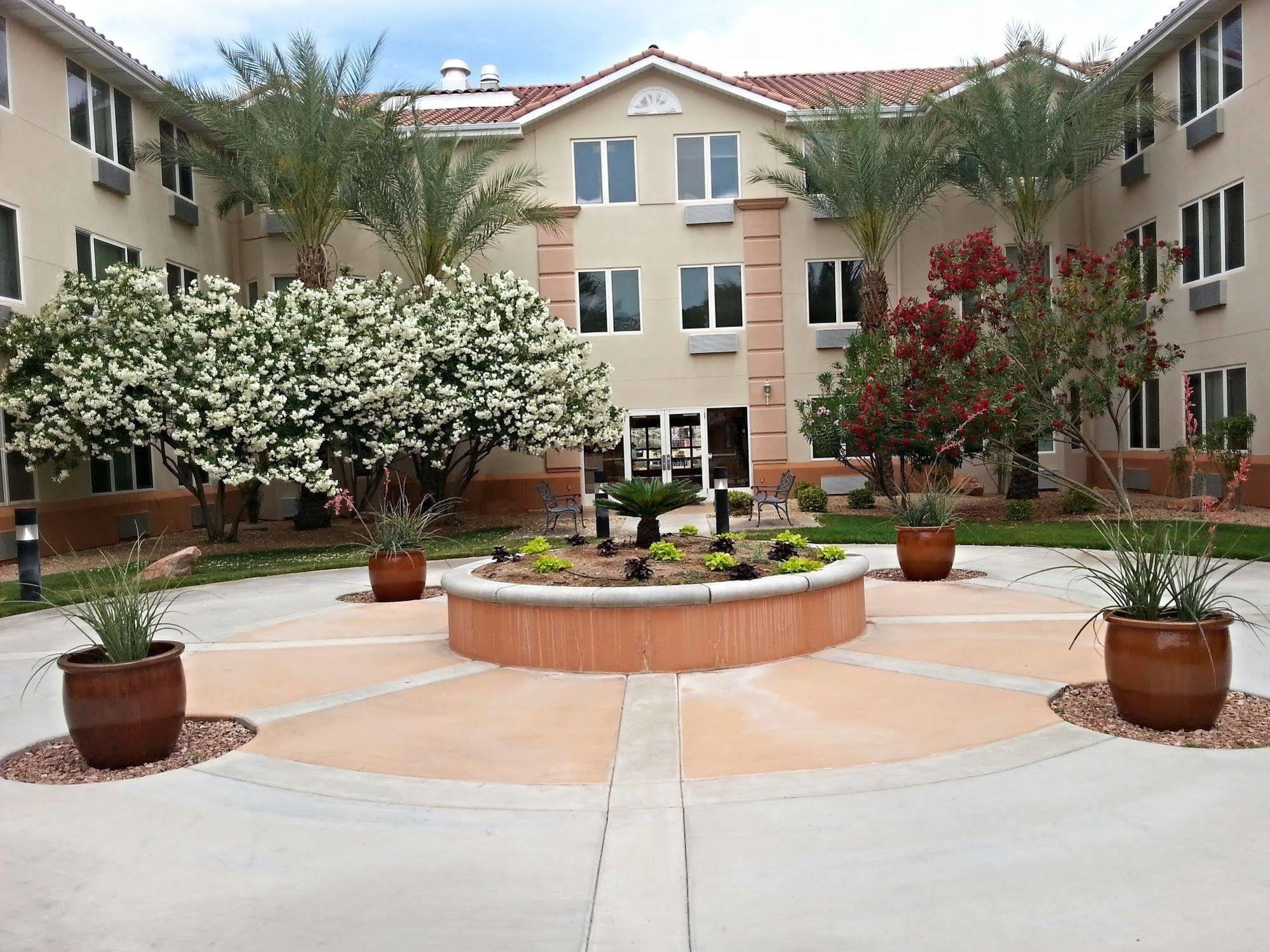 Mojave Edge Hotel Мъскийт Екстериор снимка