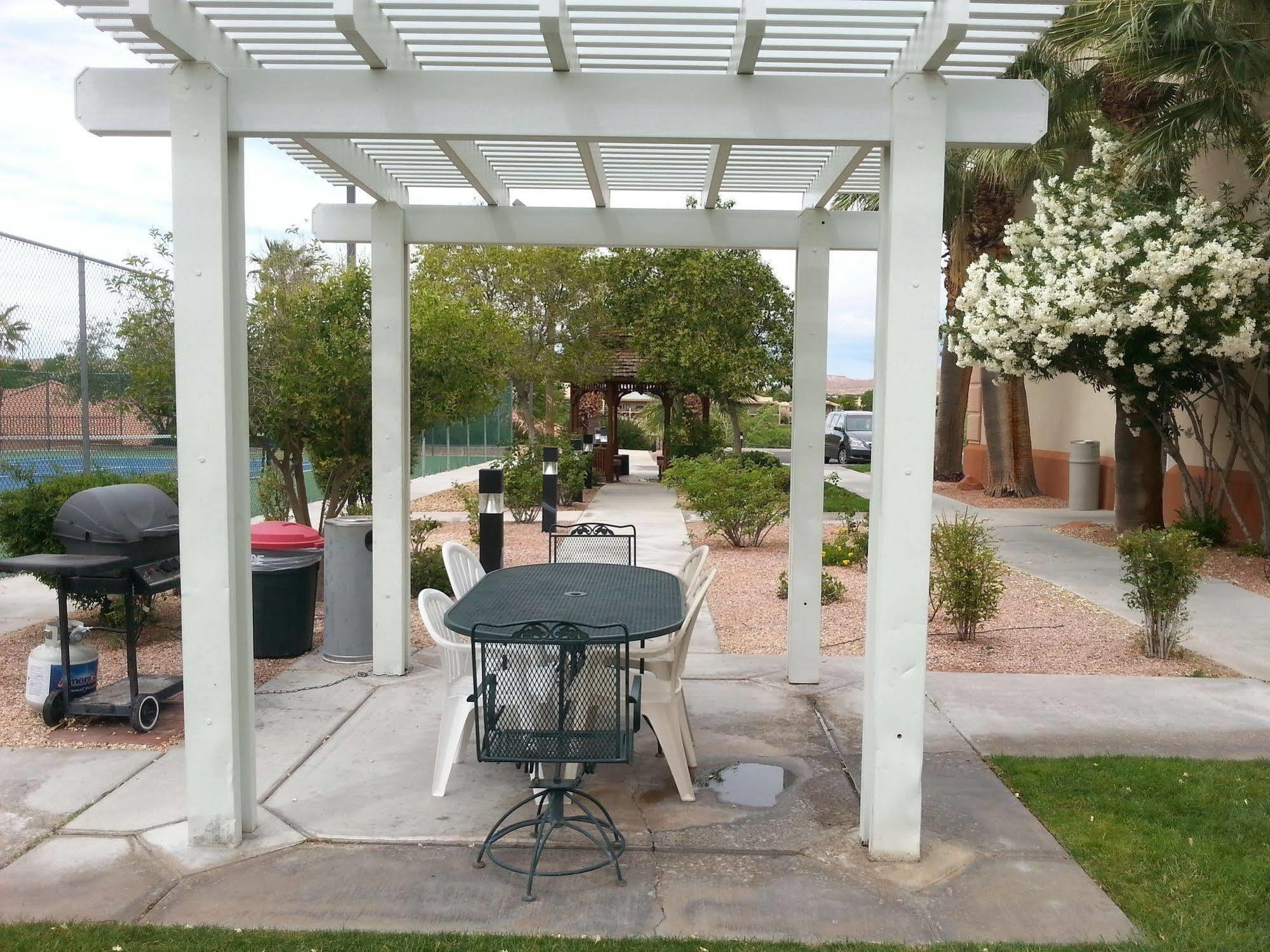 Mojave Edge Hotel Мъскийт Екстериор снимка