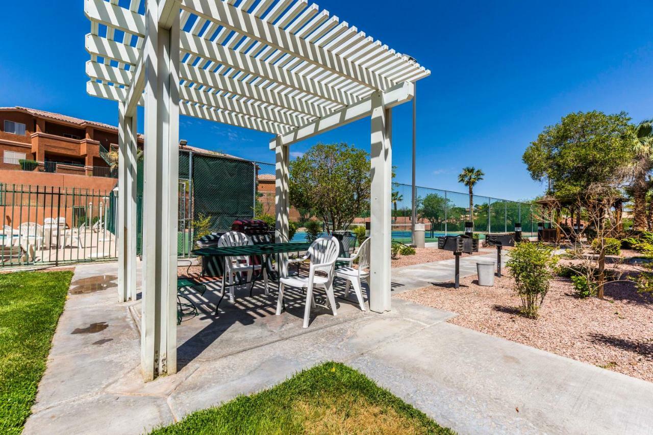 Mojave Edge Hotel Мъскийт Екстериор снимка