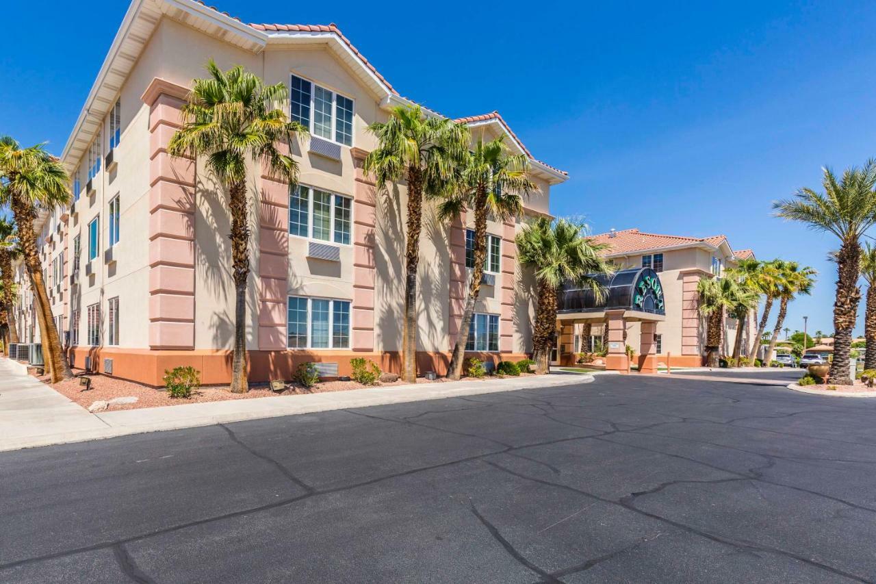 Mojave Edge Hotel Мъскийт Екстериор снимка