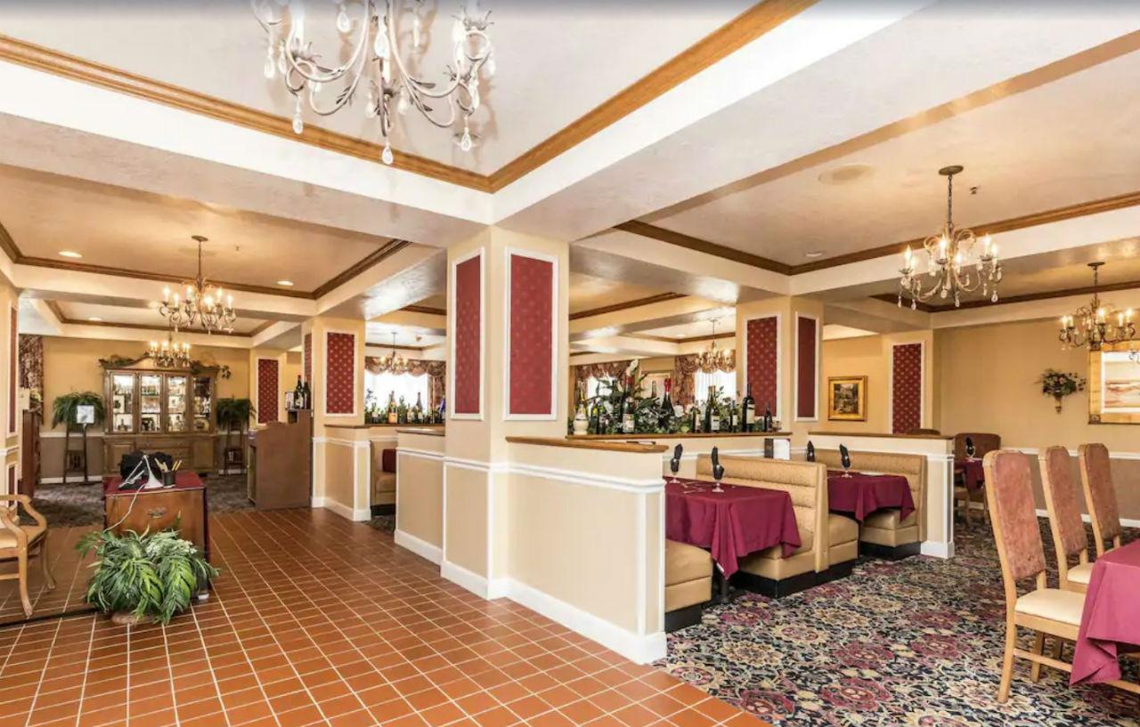 Mojave Edge Hotel Мъскийт Екстериор снимка